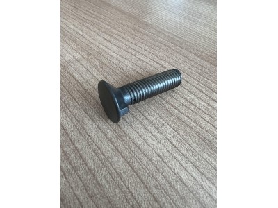 M12 körmösfejű csavarok